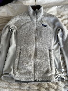 Patagonia R2 Light Gray Fleece Ski Jacket